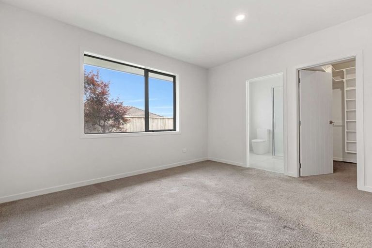 Photo of property in 38 Baxendale Drive, Matipo Heights, Rotorua, 3015