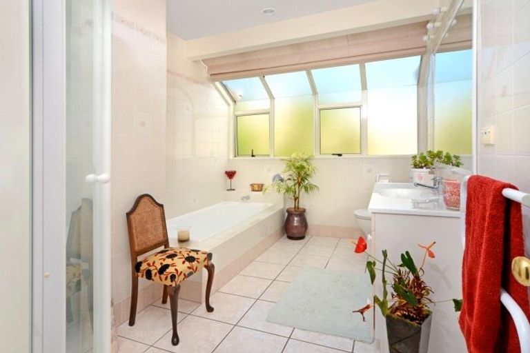 Photo of property in 9a Norman Road, Hauraki, Auckland, 0622