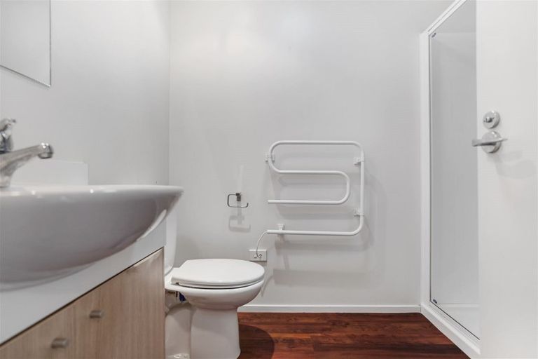 Photo of property in 4/25 Opito Way, East Tamaki, Auckland, 2013