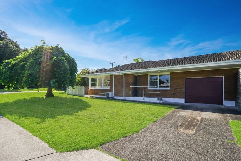 Photo of property in 1/18 Shirley Avenue, Papakura, 2110