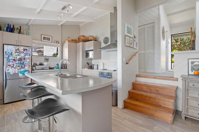 Photo of property in 22 Mayor View Terrace, Waihi Beach, 3611