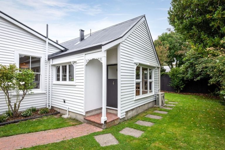 Photo of property in 59 Office Road, Merivale, Christchurch, 8014