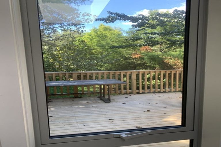 Photo of property in 16 Springtime Crescent, Stanmore Bay, Whangaparaoa, 0932