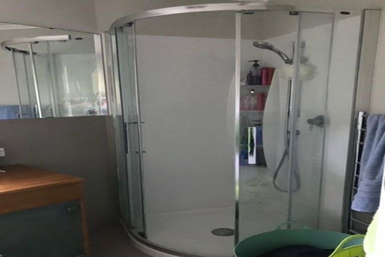 Photo of property in 3 Uppingham Crescent, Hillcrest, Auckland, 0627