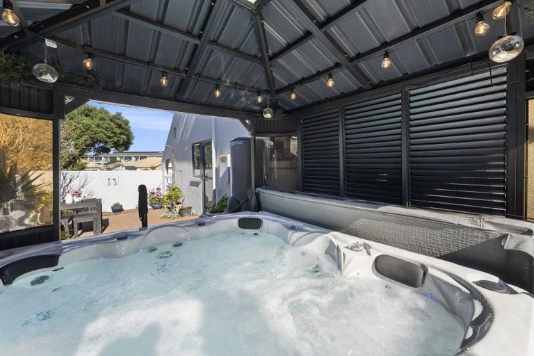 Photo of property in 103 Maranui Street, Mount Maunganui, 3116