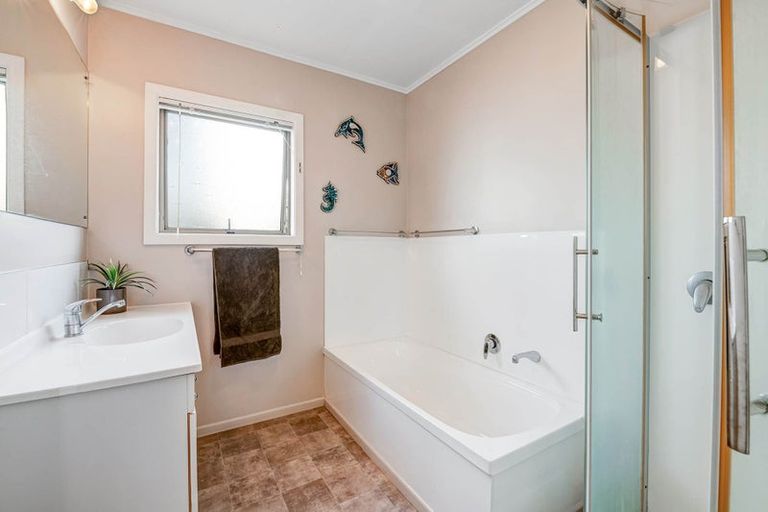 Photo of property in 22 Alexander Road, Algies Bay, Warkworth, 0920