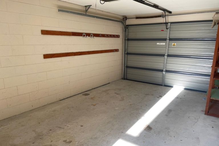 Photo of property in 5 Clinton Lane, Woolston, Christchurch, 8062