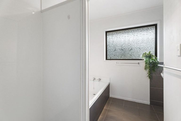 Photo of property in 67a Ladies Mile, Manly, Whangaparaoa, 0930