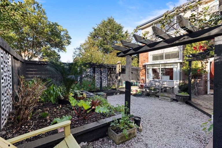 Photo of property in 1 Hathaway Terrace, The Wood, Nelson, 7010