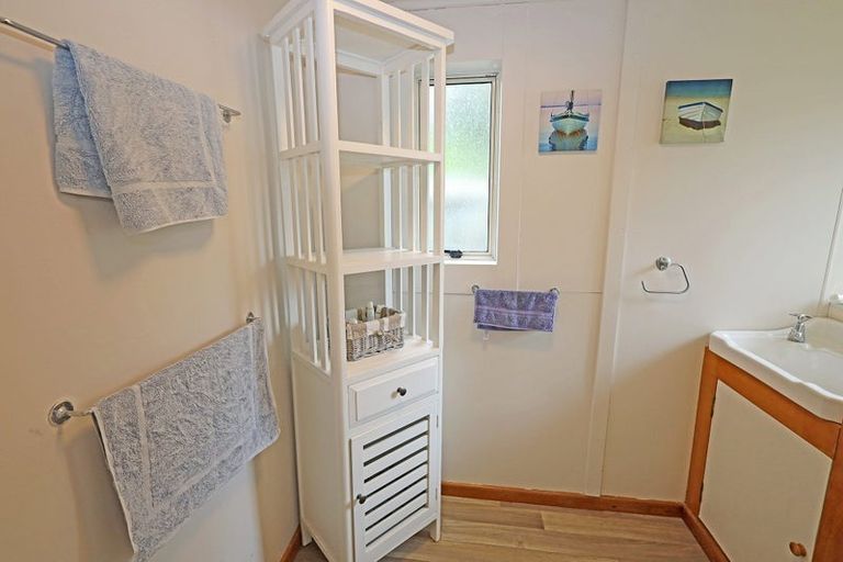 Photo of property in 1 Peace Street, Taieri Beach, Taieri Mouth, 9091