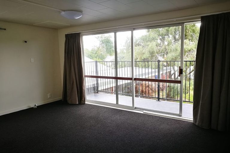 Photo of property in 14 Pompolona Street, Te Anau, 9600
