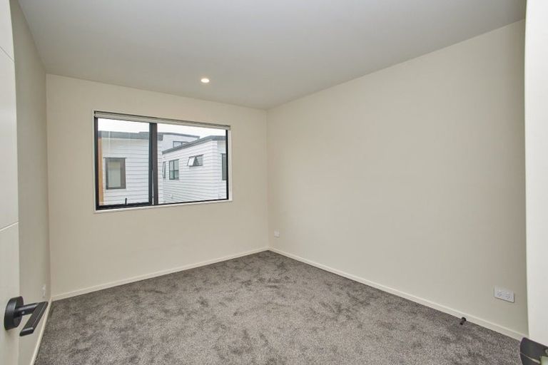 Photo of property in 36b Eastern Beach Road, Bucklands Beach, Auckland, 2012