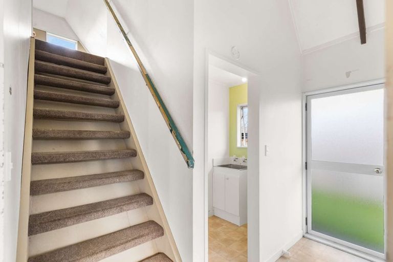 Photo of property in 30b Newton Place, Westbrook, Palmerston North, 4412