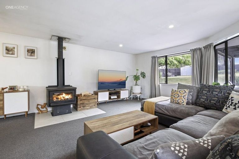 Photo of property in 14 Mcdougal Place, Kaiapoi, 7630