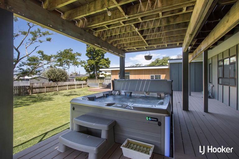 Photo of property in 18 Angus Lane, Waihi Beach, 3611