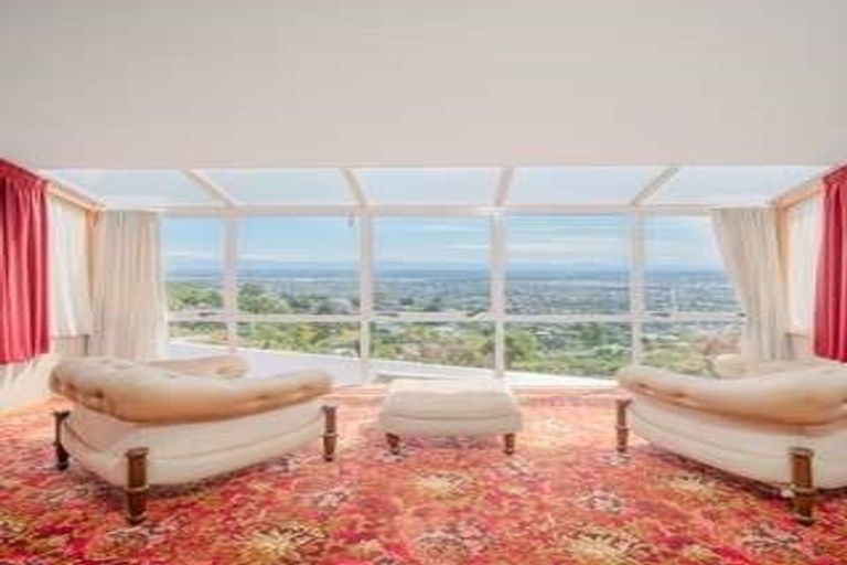 Photo of property in 7 Longhurst Terrace, Cashmere, Christchurch, 8022