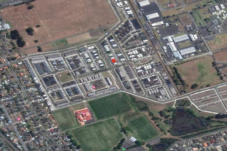 Photo of property in 87 Battalion Drive, Papakura, 2110