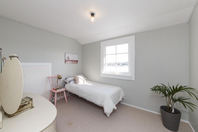 Photo of property in 63 James Line, Kelvin Grove, Palmerston North, 4414