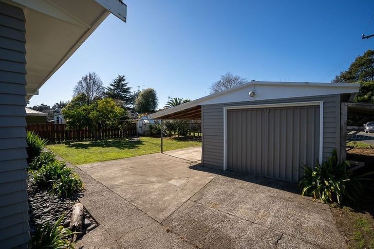 Photo of property in 100 Lewis Street, Glenview, Hamilton, 3206