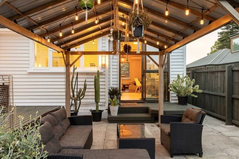 Photo of property in 126 Wairakei Road, Bryndwr, Christchurch, 8053