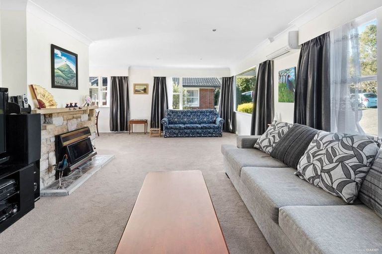 Photo of property in 1/20 Marlborough Avenue, Glenfield, Auckland, 0629