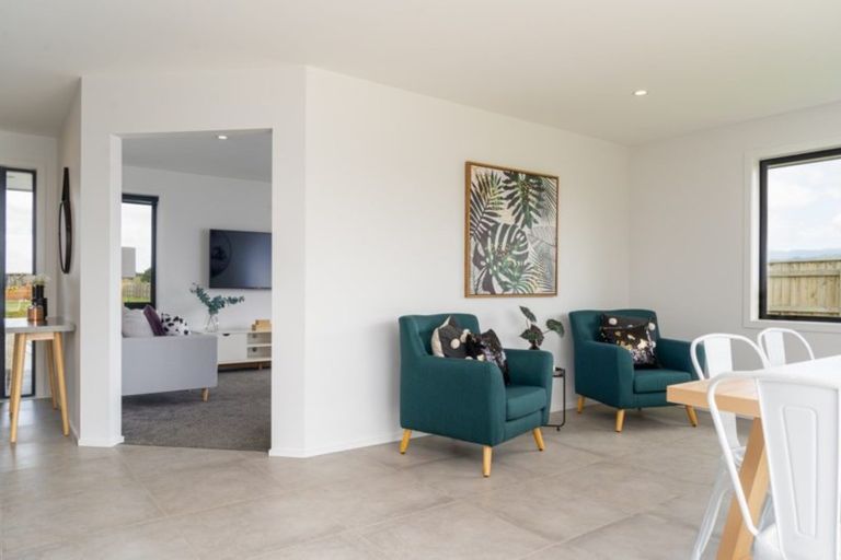 Photo of property in 6 Warrington Court, Carterton, 5713