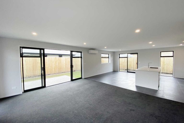 Photo of property in 41 Champagne Avenue, Yaldhurst, Christchurch, 8042