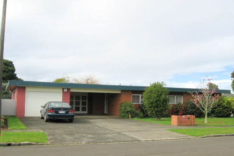 Photo of property in 3 Windsor Avenue, Te Kamo, Whangarei, 0112