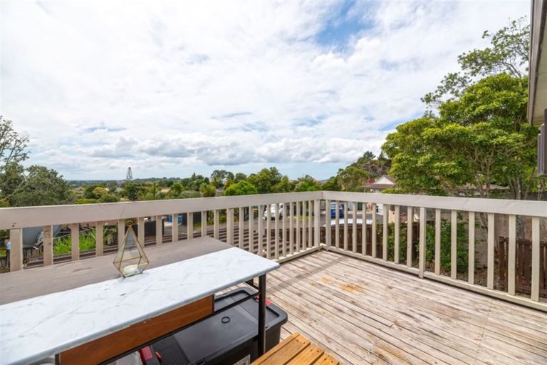 Photo of property in 33 Danube Lane, Glen Eden, Auckland, 0602