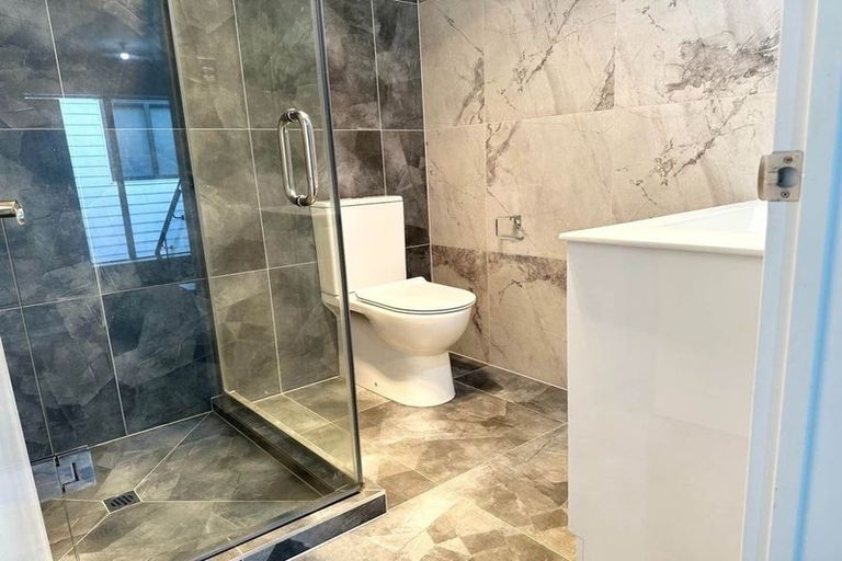 Photo of property in 75 Marendellas Drive, Bucklands Beach, Auckland, 2014