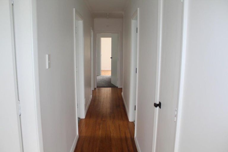 Photo of property in 5 Owen Street, Gonville, Whanganui, 4501