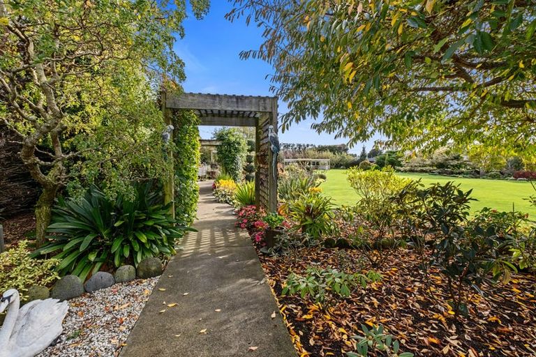 Photo of property in 2 Joll Street, Waitara, 4383