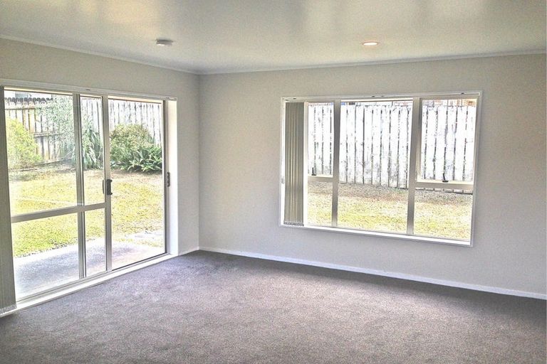Photo of property in 100b Parrs Cross Road, Henderson, Auckland, 0612
