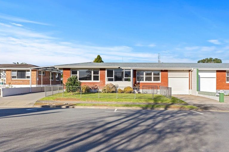 Photo of property in 2 Longwood Lane, Otumoetai, Tauranga, 3110