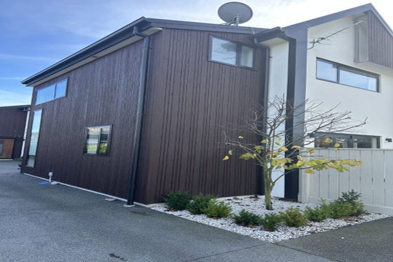 Photo of property in 1/23 Studholme Street, Somerfield, Christchurch, 8024