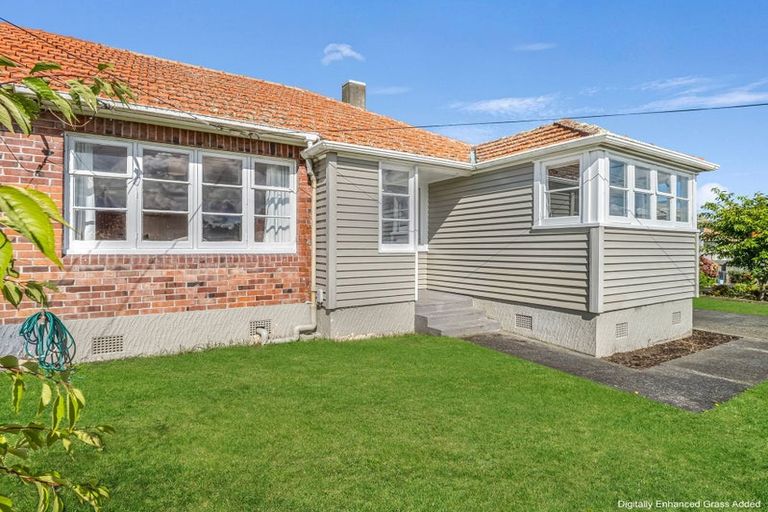 Photo of property in 11 Victory Place, Aramoho, Whanganui, 4500