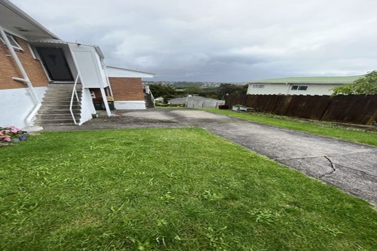 Photo of property in 1/58 Manuka Road, Glenfield, Auckland, 0629