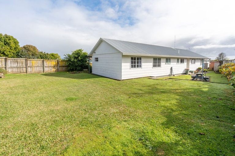 Photo of property in 14 Thode Place, Nawton, Hamilton, 3200