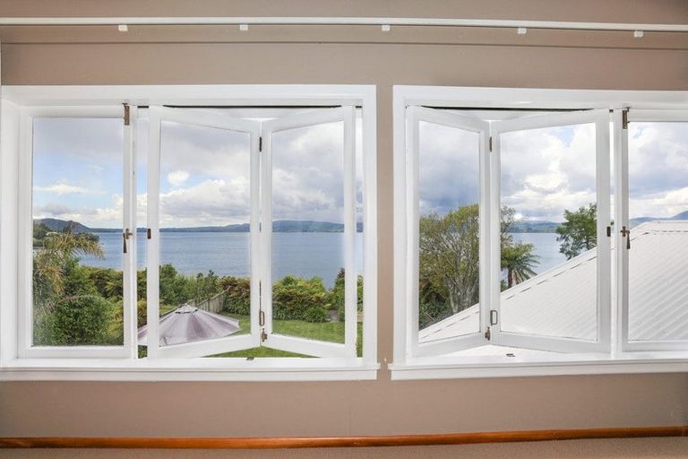Photo of property in 135 Koutu Road, Kawaha Point, Rotorua, 3010