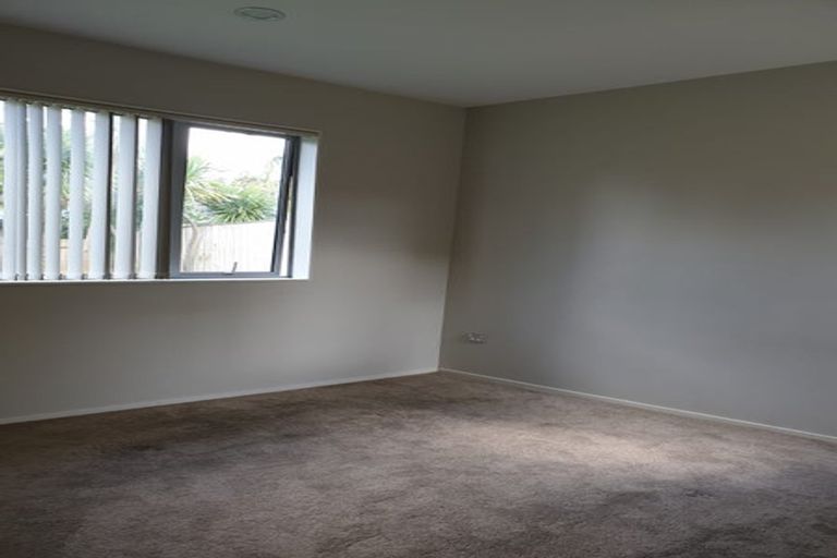 Photo of property in 218b Metcalfe Road, Ranui, Auckland, 0612