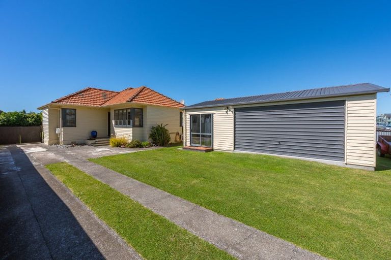 Photo of property in 40 Bedford Road, Marewa, Napier, 4110