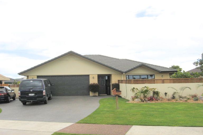 Photo of property in 588 Grenada Street, Papamoa Beach, Papamoa, 3118