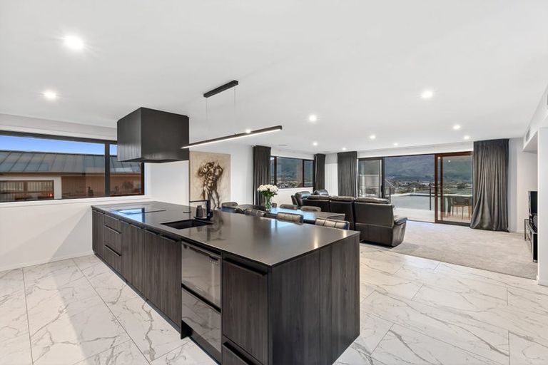 Photo of property in 9 Mills Road, Wanaka, 9305