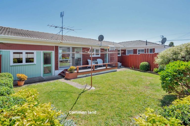 Photo of property in 2/6 Waterloo Road, Milford, Auckland, 0620