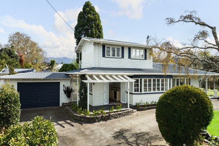 Photo of property in 4 Crossley Street, Katikati, 3129