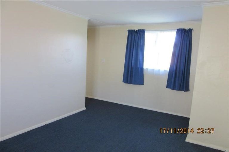 Photo of property in 35 Hukatai Street, Elsdon, Porirua, 5022