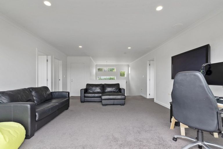 Photo of property in 156 Kittiwake Drive, Schnapper Rock, Auckland, 0632