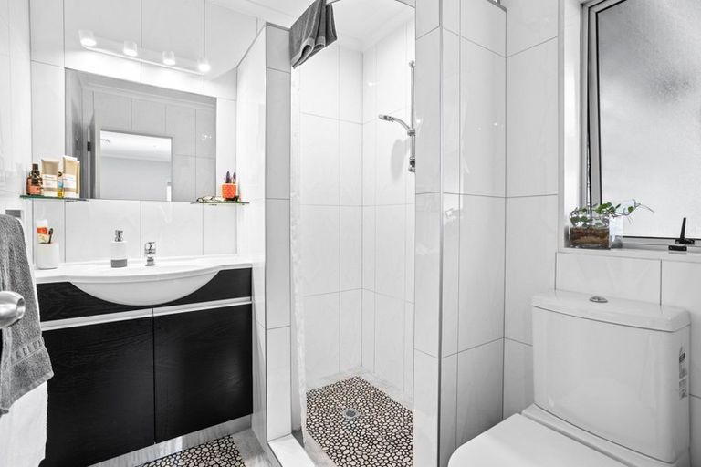 Photo of property in 6 Applemoors Way, Riverhead, 0820