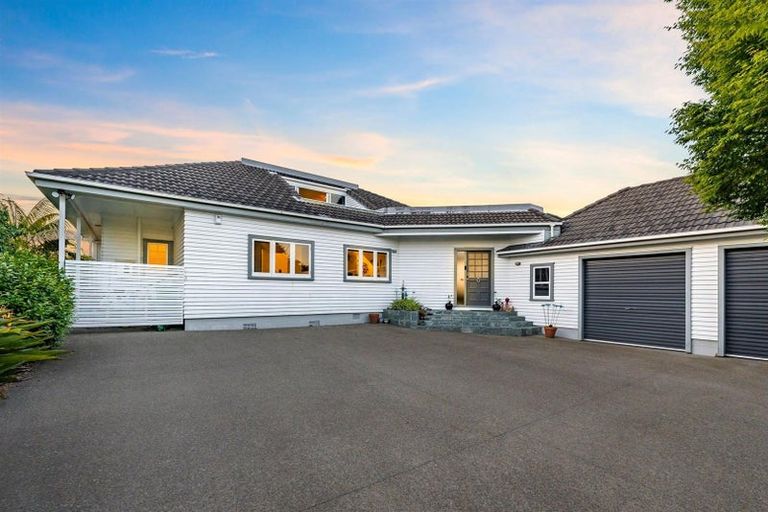 Photo of property in 204 Hurstmere Road, Takapuna, Auckland, 0622