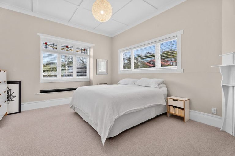 Photo of property in 1/2 Tennyson Street, Northcote Point, Auckland, 0627